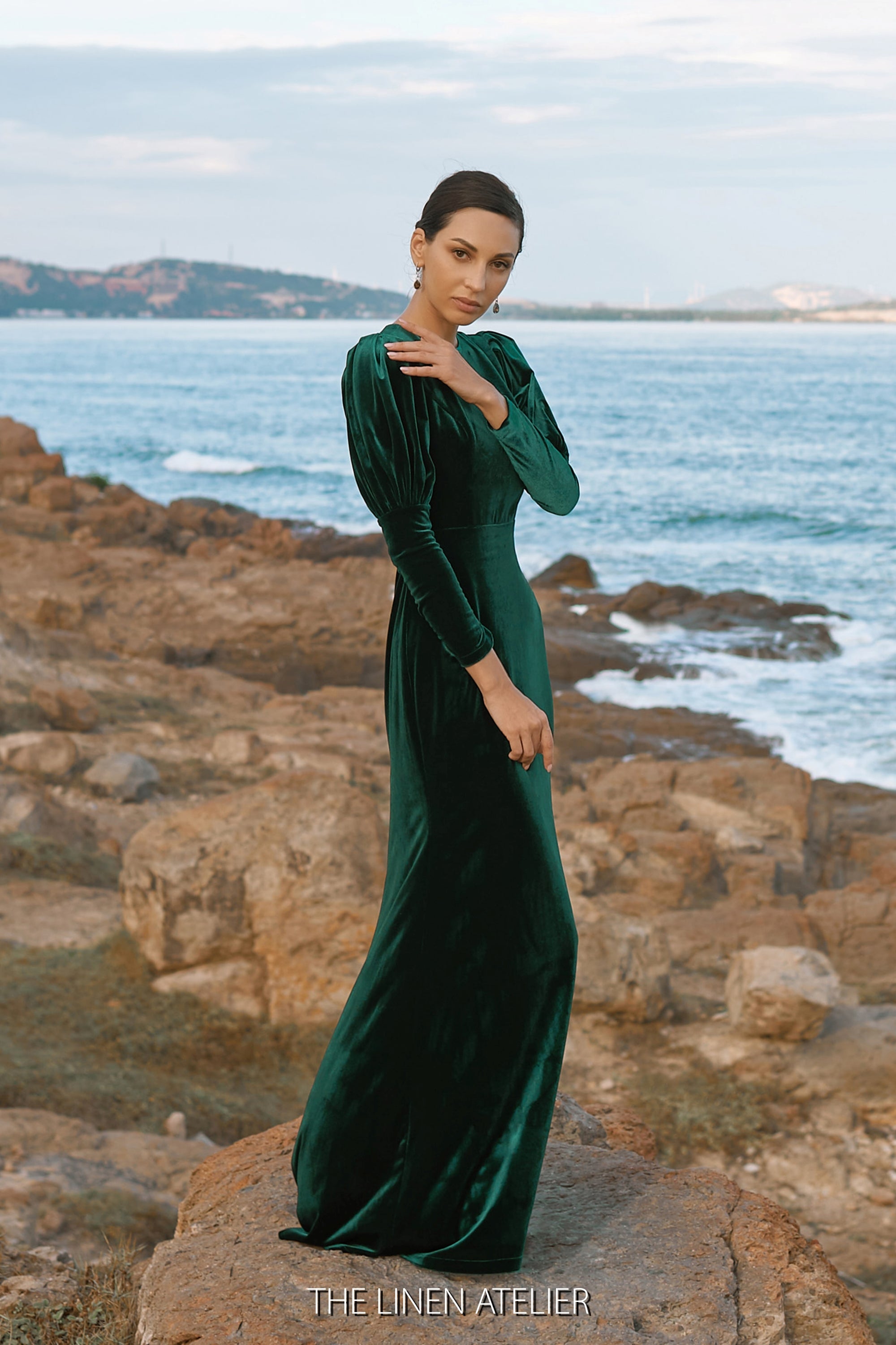 Green Velvet Midi Bridesmaid Dresses Off The Shoulder – alinanova